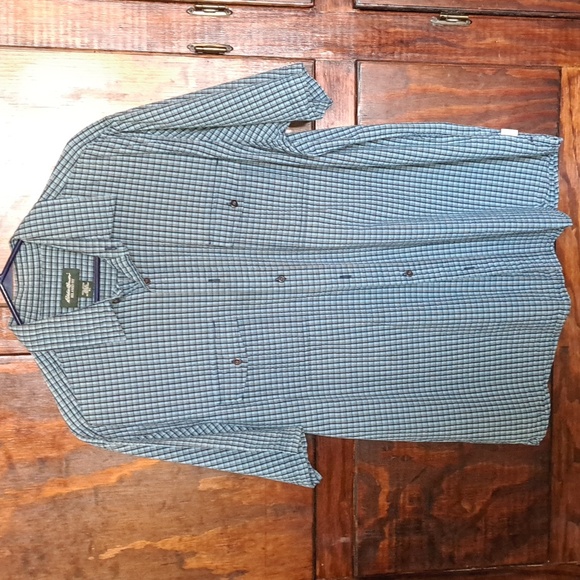 Eddie Bauer Blue Plaid Casual Button Down Shirt Size XL Relaxed Fit - Picture 1 of 4